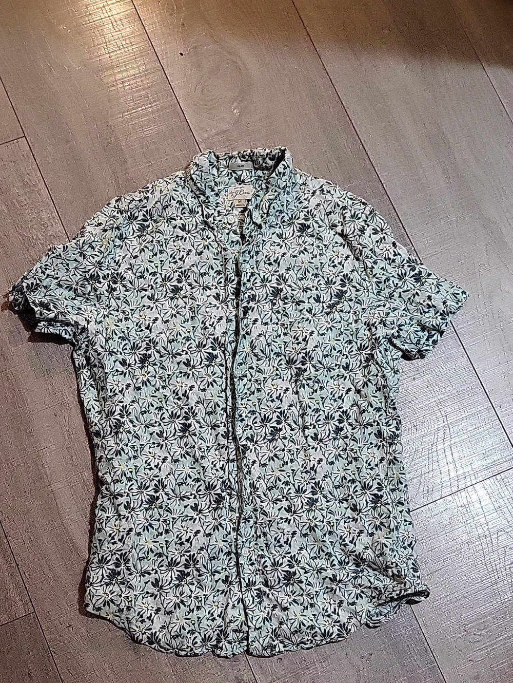 J. Crew Short-Sleeve Floral Button-Down Shirt - Light Green & Black